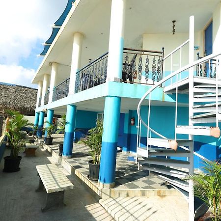 Lamel Cove Beach Resort Puducherry Eksteriør billede
