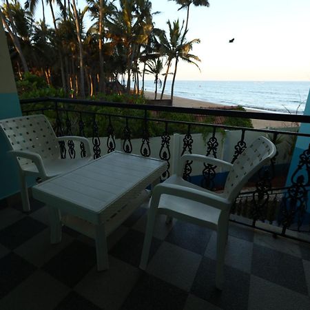 Lamel Cove Beach Resort Puducherry Eksteriør billede