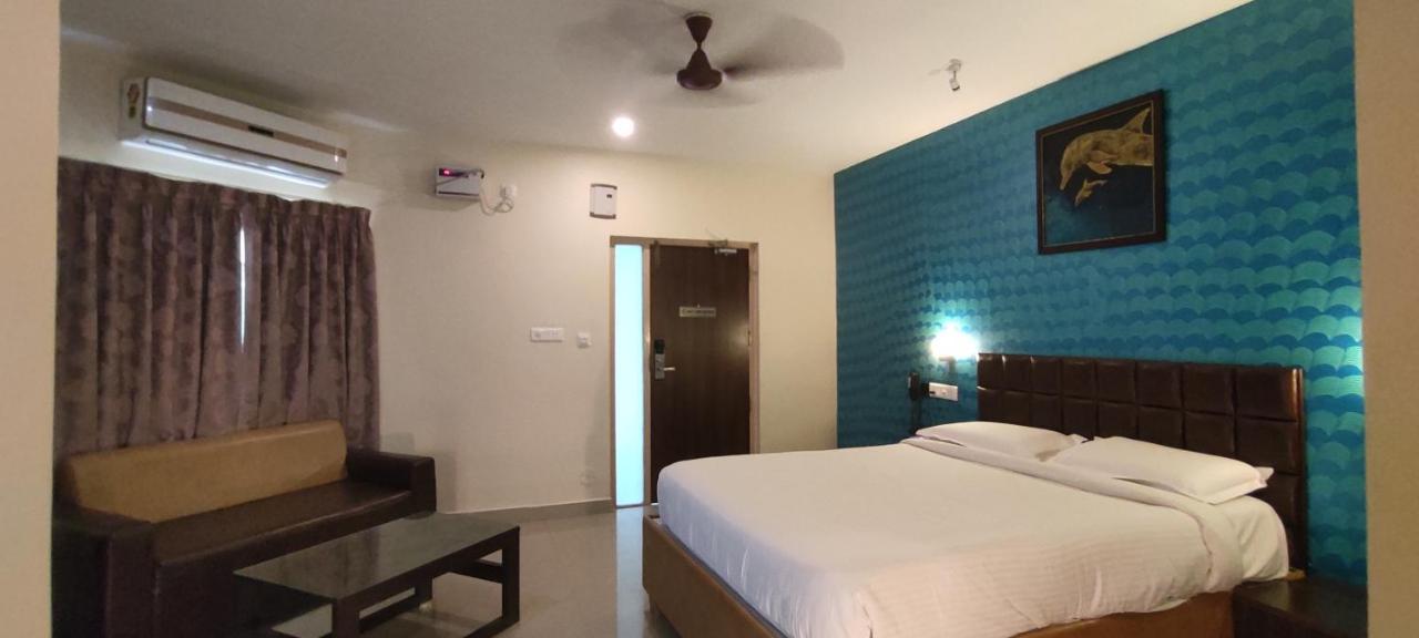 Lamel Cove Beach Resort Puducherry Eksteriør billede