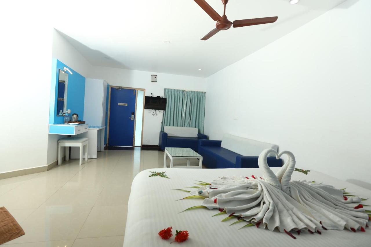 Lamel Cove Beach Resort Puducherry Eksteriør billede