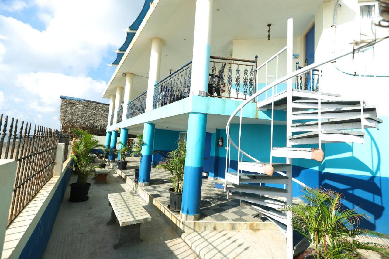 Lamel Cove Beach Resort Puducherry Eksteriør billede