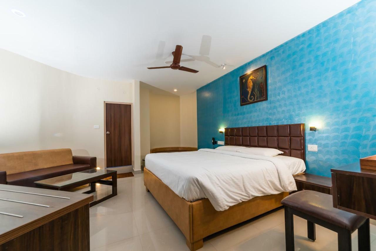 Lamel Cove Beach Resort Puducherry Eksteriør billede